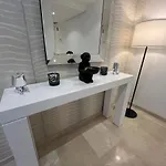 Apartment Te Huur 2 Slaapkamers Frontline Complex Estepona