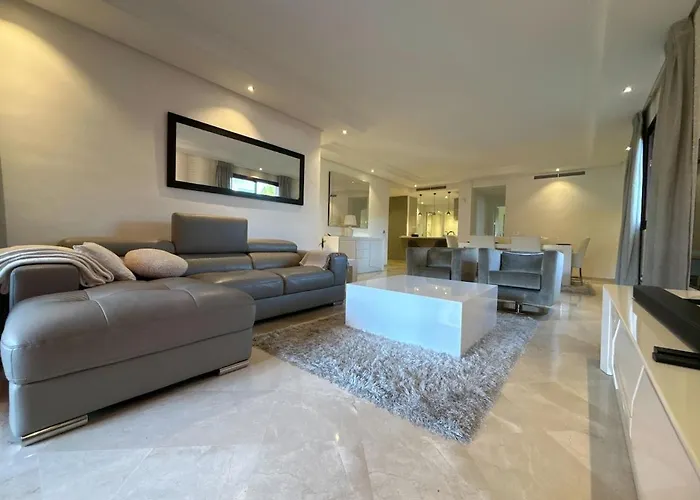 Apartment Te Huur 2 Slaapkamers Frontline Complex