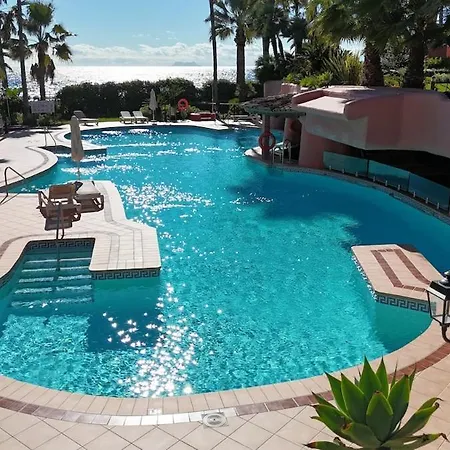 Daire Te Huur 2 Slaapkamers Frontline Complex *