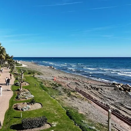 Daire Te Huur 2 Slaapkamers Frontline Complex *