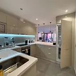 Apartmán Te Huur 2 Slaapkamers Frontline Complex Estepona