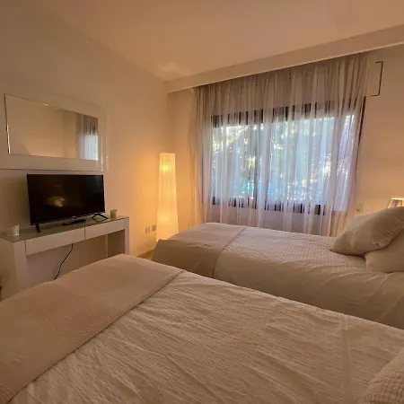 Apartmán Te Huur 2 Slaapkamers Frontline Complex Estepona